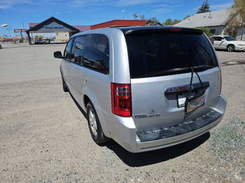 2008 Dodge Grand Caravan for sale at Arrowhead Auto in Riverton WY