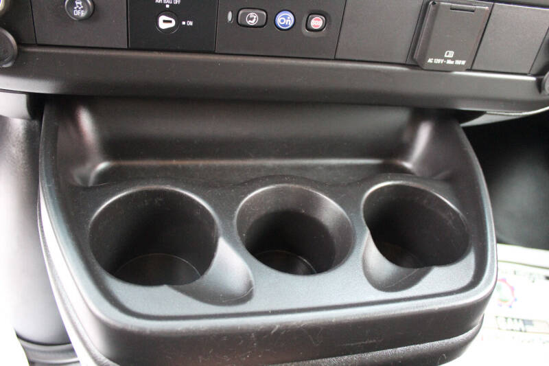 2018 Chevrolet Express 2500