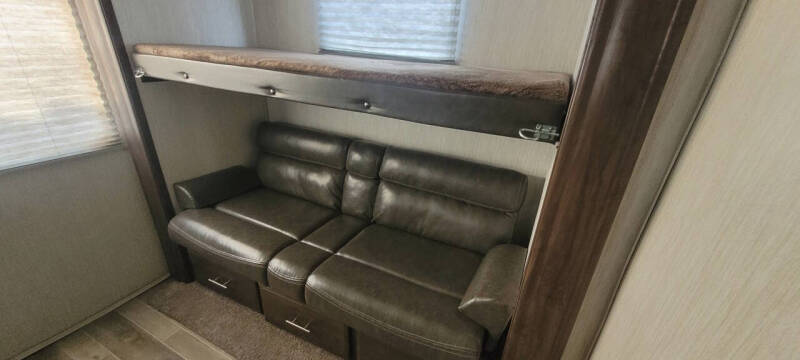 2019 Forest River Arctic Wolf