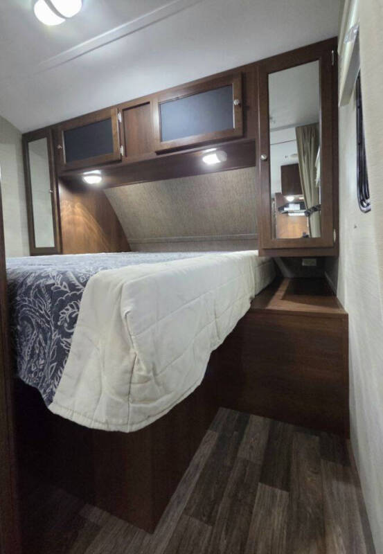 2016 Keystone RV Bullet Ultra Lite
