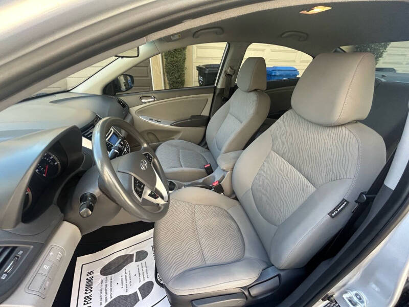2013 Hyundai Accent GLS