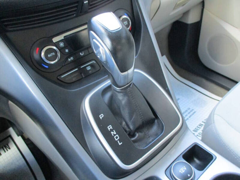 2014 Ford C-MAX Hybrid SE