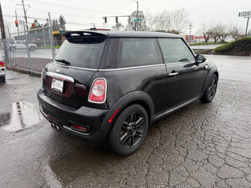 2011 MINI Cooper S