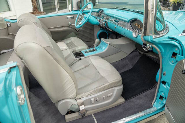1955 Chevrolet Bel Air 43