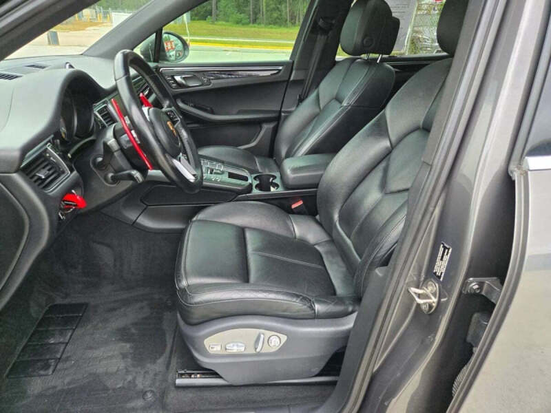2015 Porsche Macan S