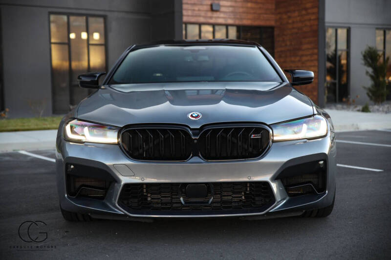 2023 BMW M5
