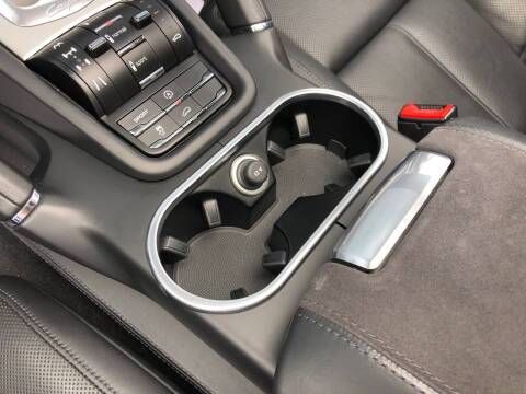 2013 Porsche Cayenne GTS