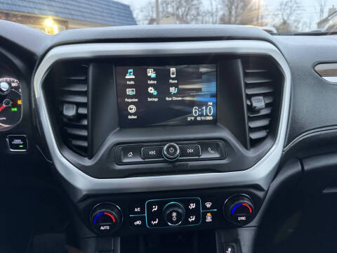 2017 GMC Acadia SLE-2