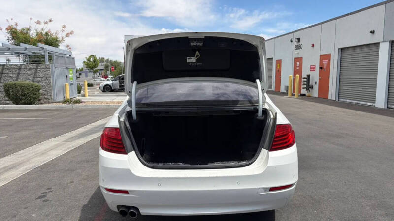 2016 BMW 5 Series 528i