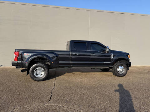 2017 Ford F-350 Super Duty Platinum