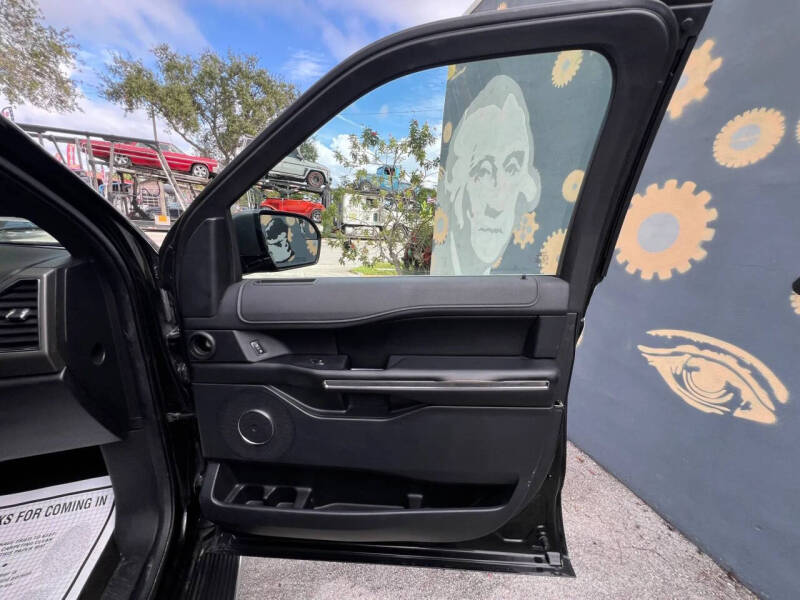 2018 Ford Expedition MAX XLT