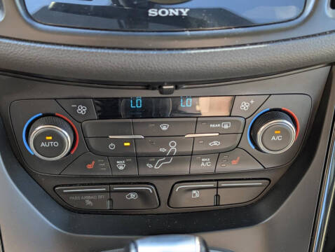 2017 Ford C-MAX Energi Titanium