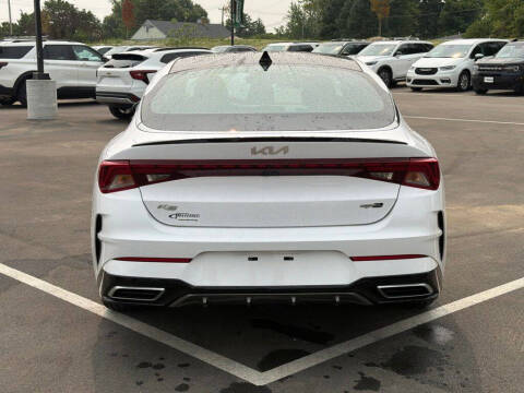 2022 Kia K5
