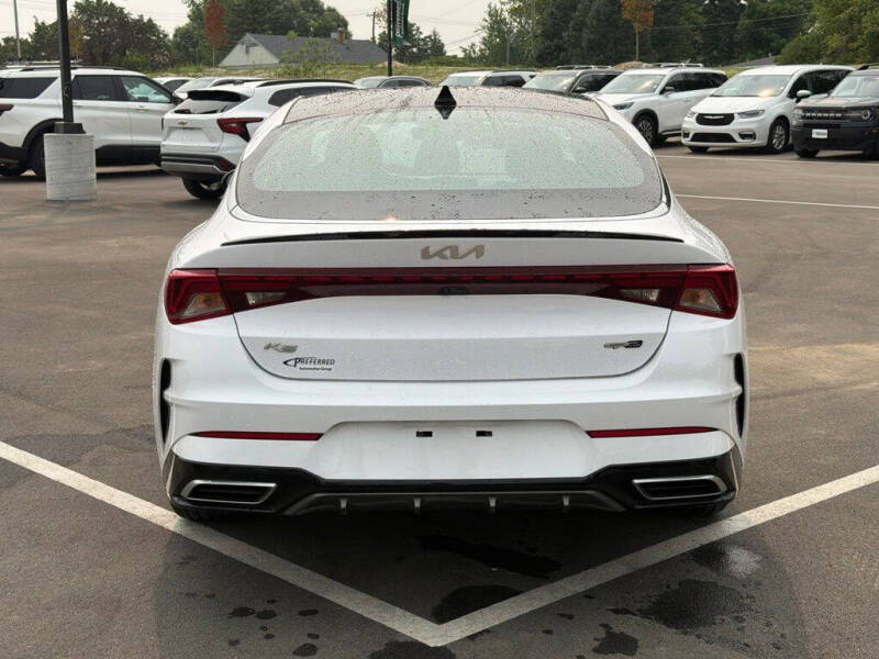 2022 Kia K5