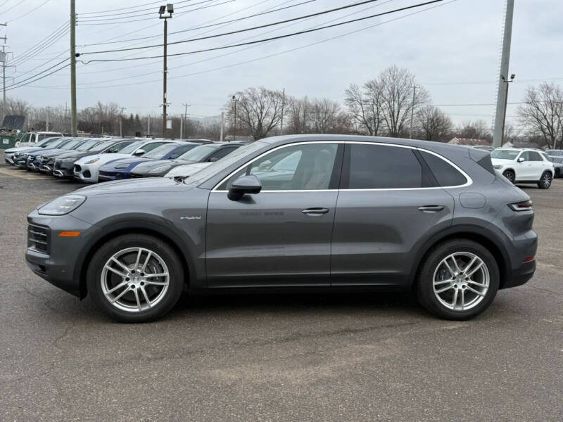 2025 Porsche Cayenne E-Hybrid