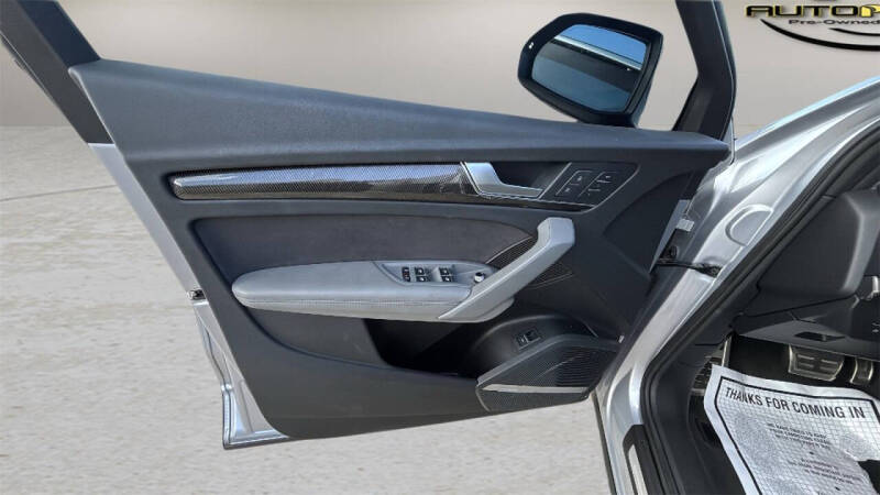 2022 Audi SQ5 3.0T quattro Premium Plus