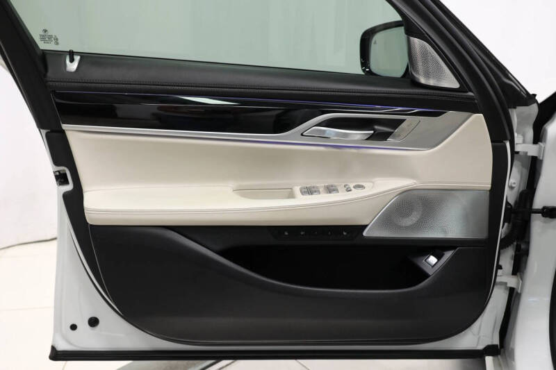 2021 BMW 7 Series ALPINA B7 xDrive