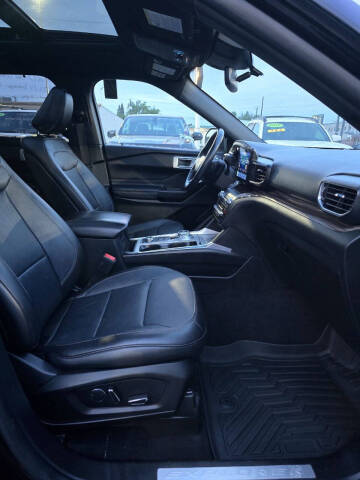 2020 Ford Explorer Limited