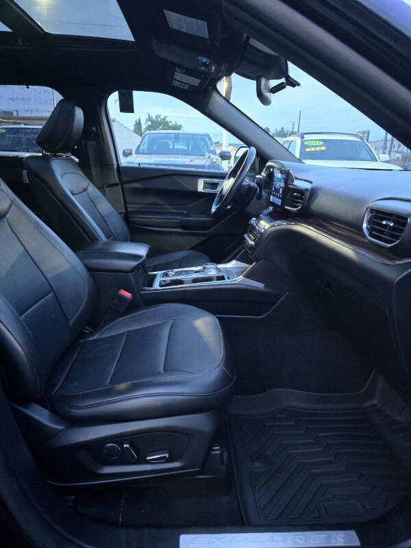 2020 Ford Explorer Limited