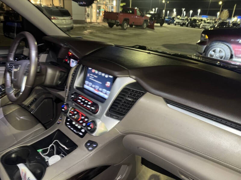 2016 GMC Yukon XL SLT