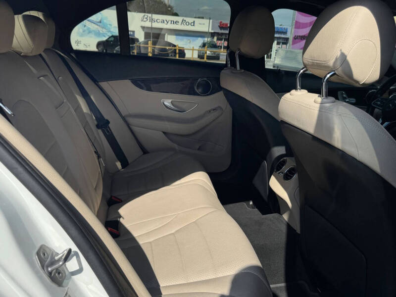 2020 Mercedes-Benz C-Class C 300