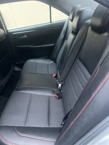 2015 Toyota Camry SE