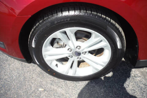 2015 Ford Taurus SEL