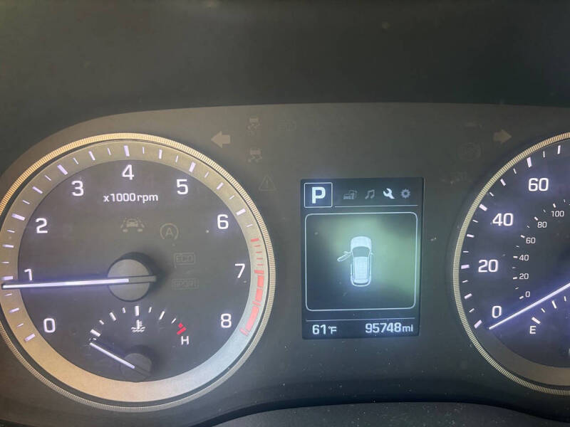 2016 Hyundai Tucson SE