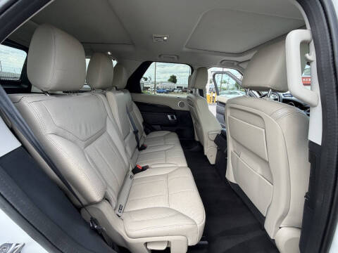 2020 Land Rover Discovery SE