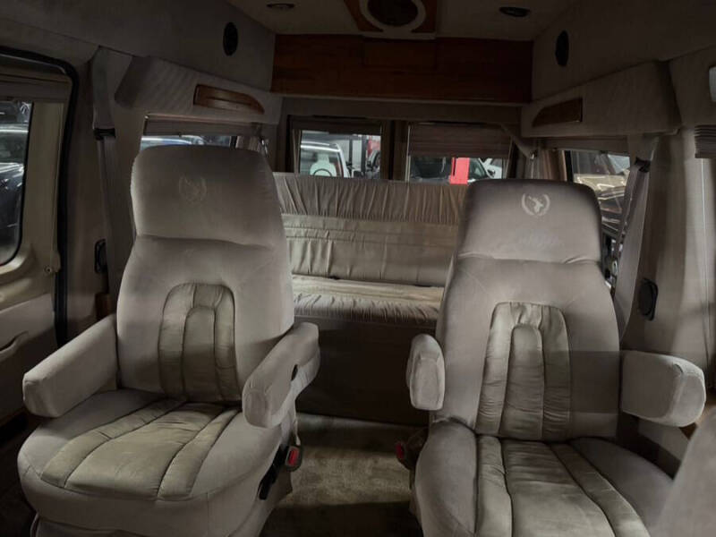 2002 Ford E-Series E-150