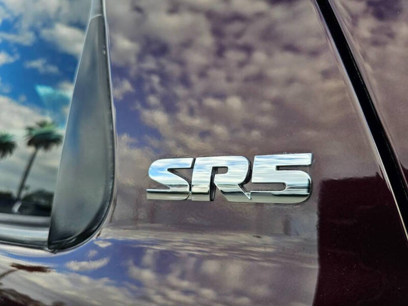 2015 Toyota Sequoia SR5