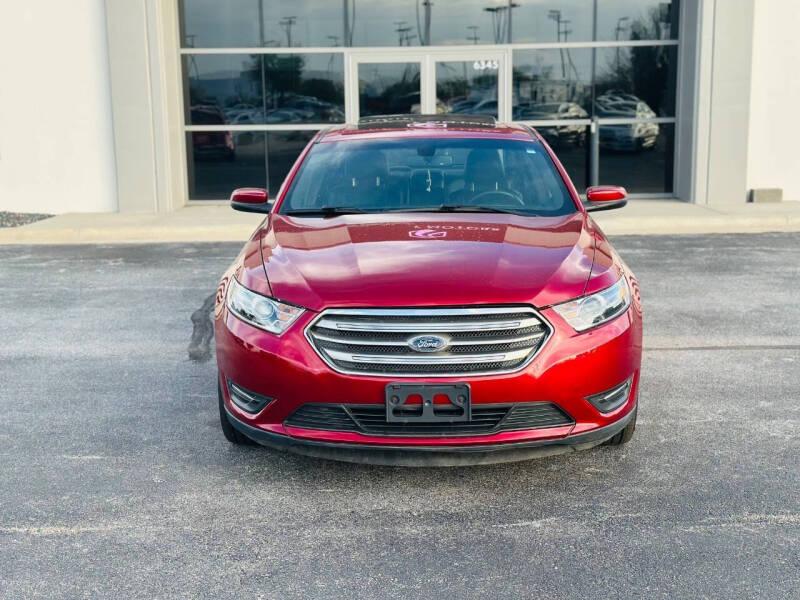 2018 Ford Taurus SEL