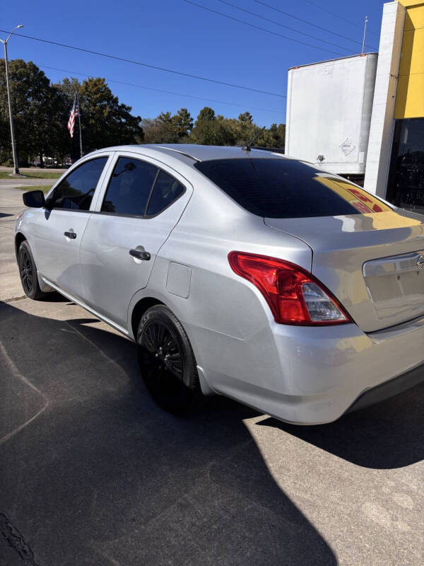 2016 Nissan Versa 1.6 S