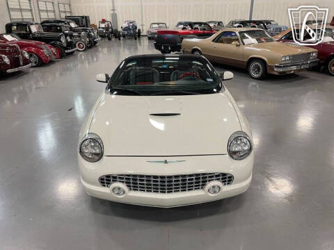 2003 Ford Thunderbird