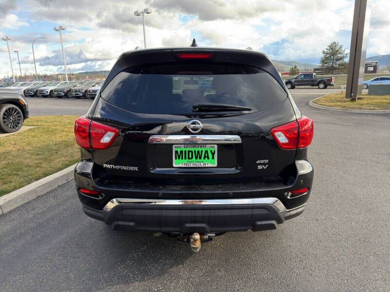 2019 Nissan Pathfinder SV