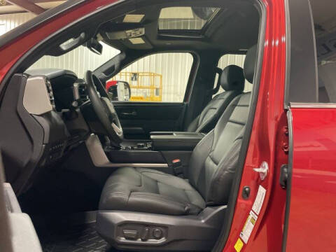 2025 Toyota Sequoia SR5