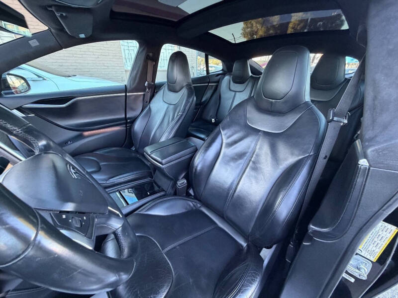 2015 Tesla Model S 70