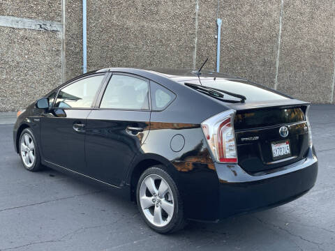 2013 Toyota Prius Three