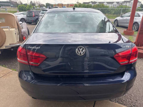 2014 Volkswagen Passat 1.8T S