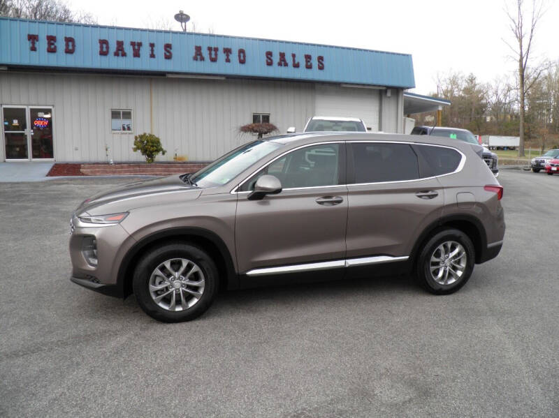 2020 Hyundai Santa Fe for sale at Ted Davis Auto Sales in Riverton WV