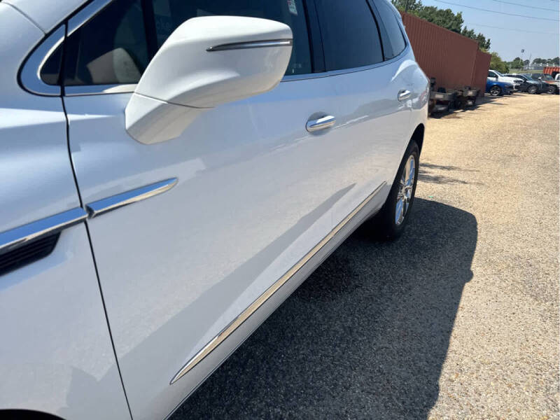 2021 Buick Enclave Essence