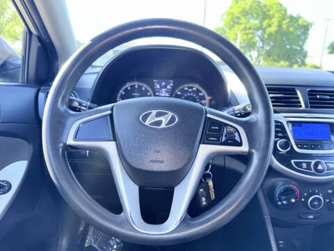 2014 Hyundai Accent GS