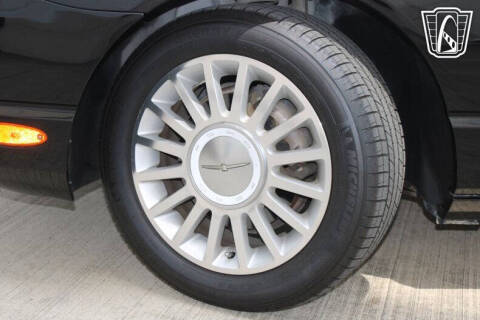 2004 Ford Thunderbird Deluxe