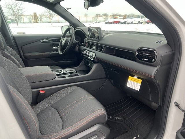 2025 Honda Pilot Sport