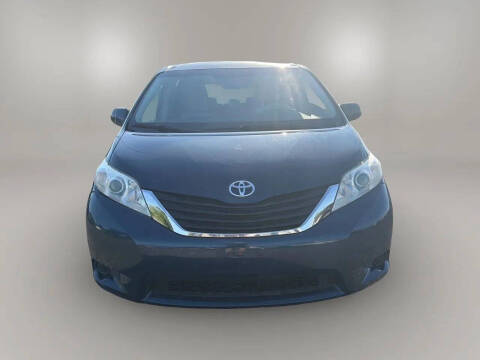 2011 Toyota Sienna