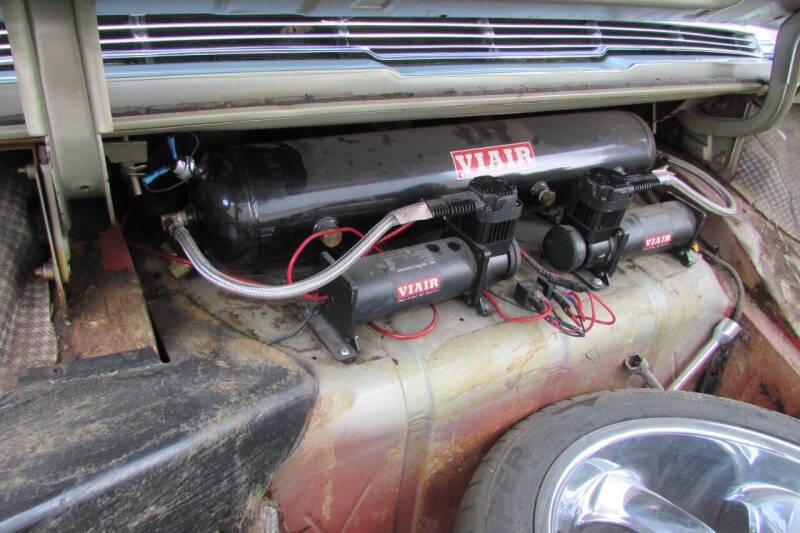 1966 Ford Thunderbird