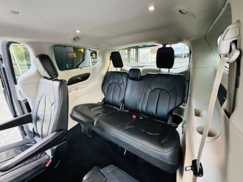 2017 Chrysler Pacifica