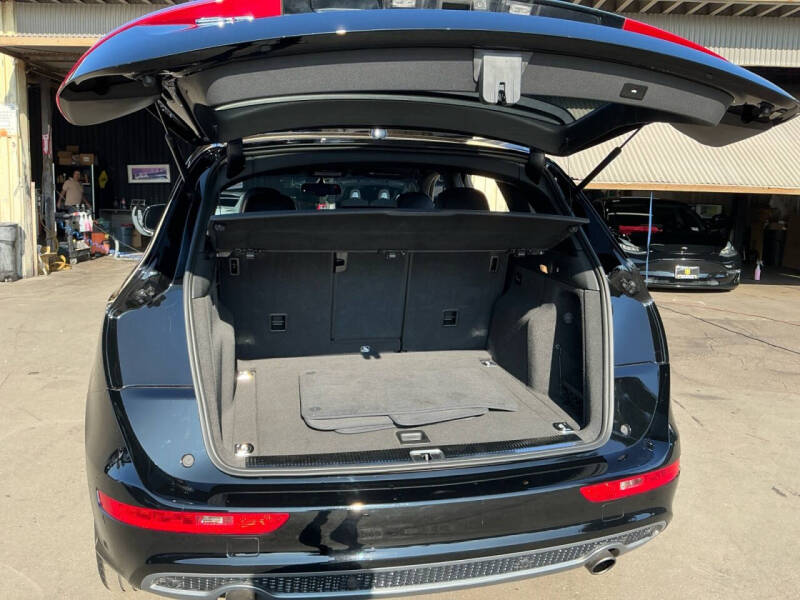 2011 Audi Q5 3.2 quattro Premium Plus