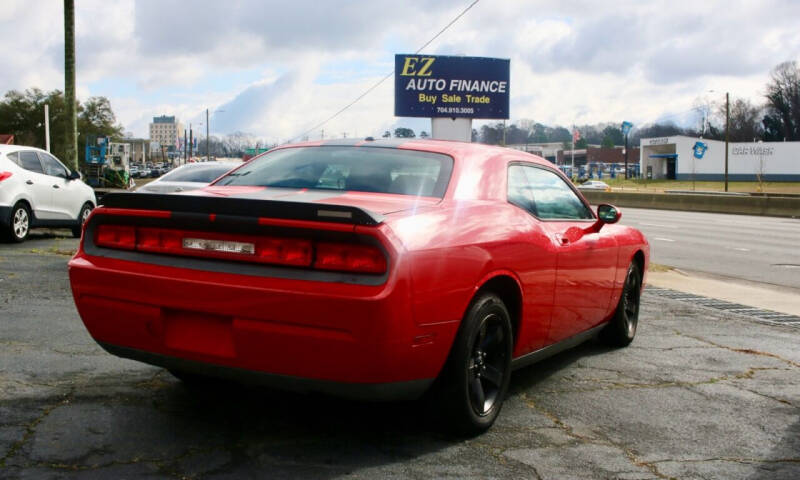 2010 Dodge Challenger SE