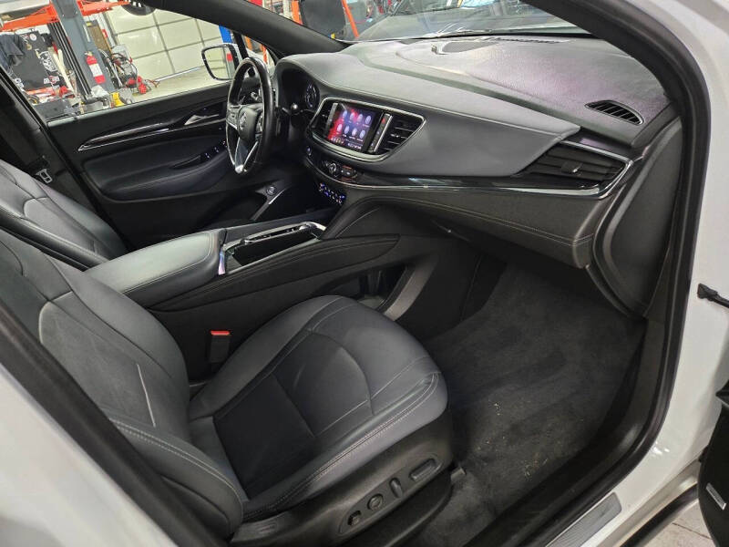 2022 Buick Enclave Premium